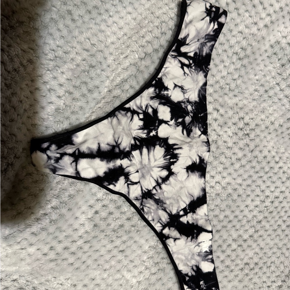 PINK Victoria's Secret Monochrome Tie-Dye Thong